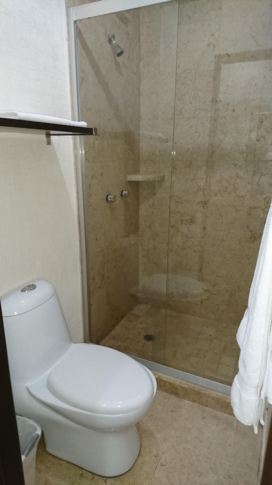 Homesuites Zaragoza Culiacán Exterior foto